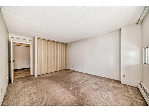 901-221 6 Avenue Se, Calgary, AB - Indoor Photo Showing Other Room