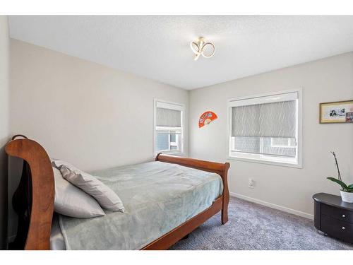 33 Legacy Woods Place Se, Calgary, AB - Indoor Photo Showing Bedroom