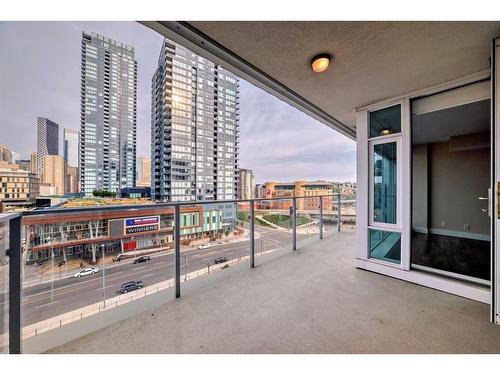 701-510 6 Street Se, Calgary, AB - Outdoor