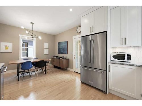 445 Marsh Road Ne, Calgary, AB - Indoor Photo Showing Kitchen