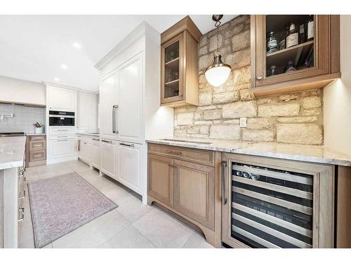 13107 Lake Arrow Road Se, Calgary, AB - Indoor Photo Showing Kitchen