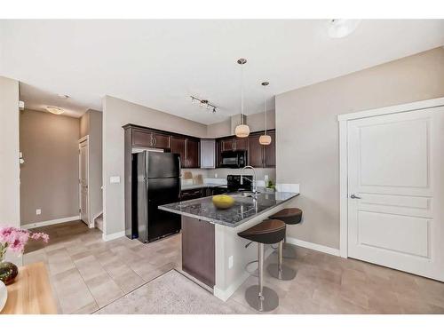 1013 Evanston Square Nw, Calgary, AB - Indoor Photo Showing Kitchen