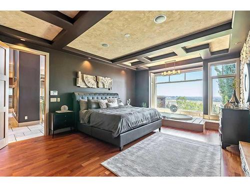 30 Patina Lane Sw, Calgary, AB - Indoor Photo Showing Bedroom