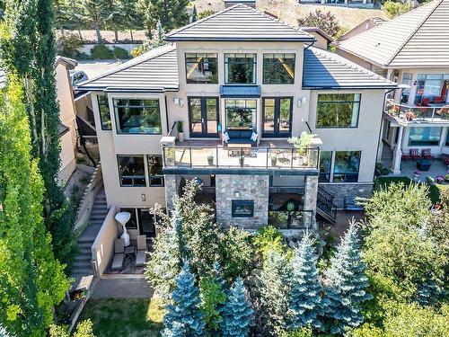 30 Patina Lane Sw, Calgary, AB - Outdoor