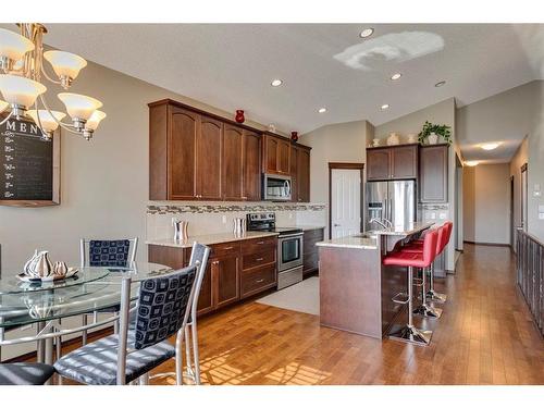 33 Evansview Manor Nw, Calgary, AB - Indoor Photo Showing Kitchen With Stainless Steel Kitchen With Upgraded Kitchen