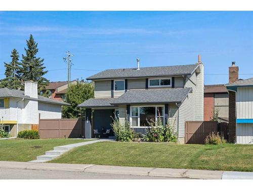 108 Cantrell Drive Sw, Calgary, AB - Outdoor With Facade