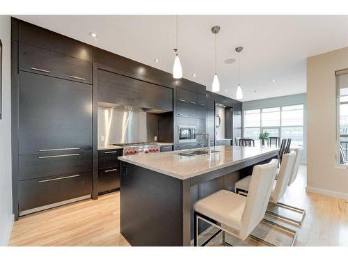 721 Aspen Meadows Hill Sw, Calgary, AB - Indoor