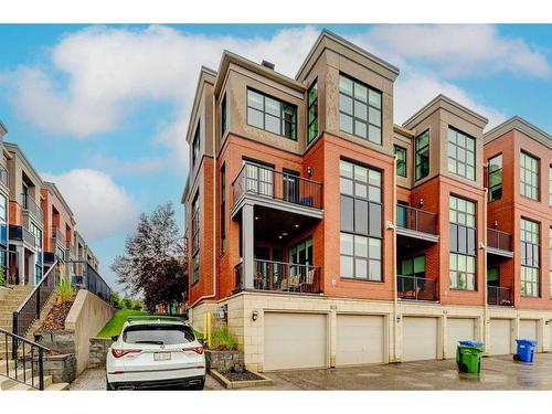 721 Aspen Meadows Hill Sw, Calgary, AB - Outdoor With Balcony With Facade