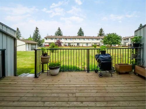 18-195 Manora Place Ne, Calgary, AB - Outdoor With Deck Patio Veranda With Exterior