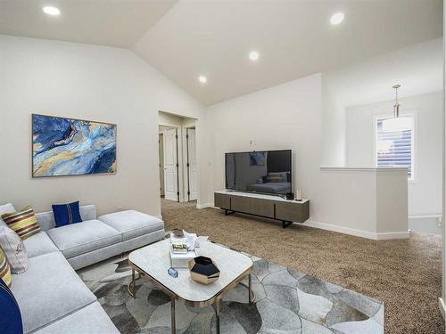 203 Lucas Close Nw, Calgary, AB - Indoor Photo Showing Living Room