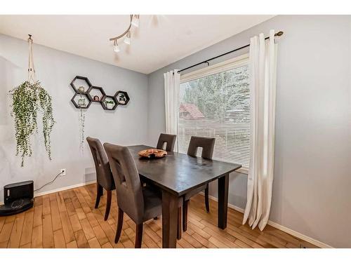 219 New Brighton Circle Se, Calgary, AB - Indoor Photo Showing Dining Room