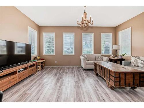 219 New Brighton Circle Se, Calgary, AB - Indoor Photo Showing Living Room