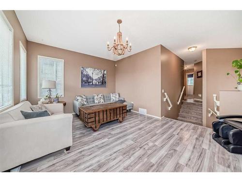 219 New Brighton Circle Se, Calgary, AB - Indoor Photo Showing Other Room