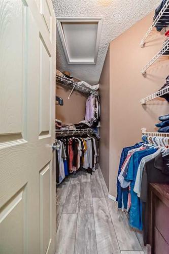 219 New Brighton Circle Se, Calgary, AB - Indoor With Storage