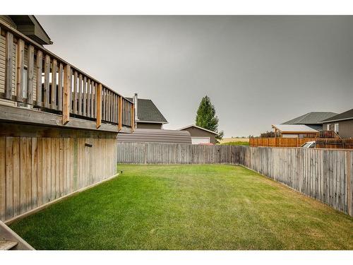 650 West Highland Crescent, Carstairs, AB - Outdoor