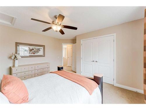 117 Springmere Grove, Chestermere, AB - Indoor Photo Showing Bedroom