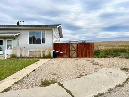 509 A Linview Road, Linden, AB - Outdoor