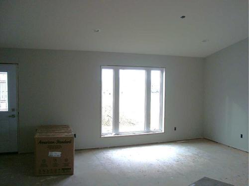 2 Evron Place, Trochu, AB - Indoor Photo Showing Other Room