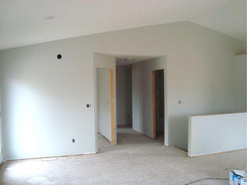 2 Evron Place, Trochu, AB - Indoor Photo Showing Other Room