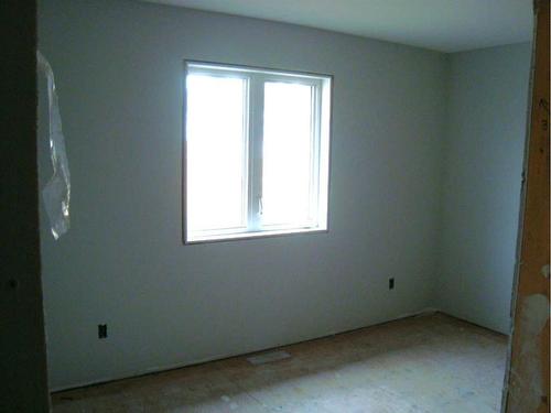 2 Evron Place, Trochu, AB - Indoor Photo Showing Other Room