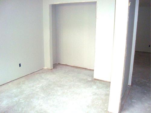 2 Evron Place, Trochu, AB - Indoor Photo Showing Other Room