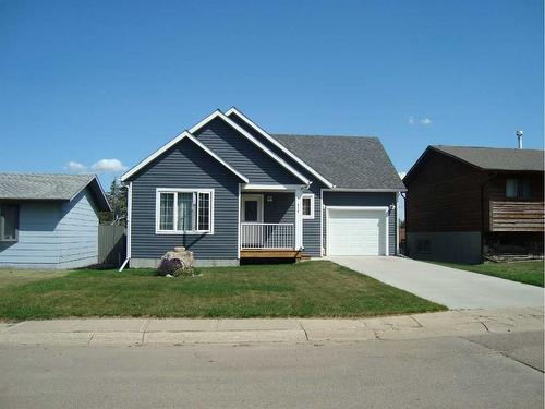 2 Evron Place, Trochu, AB - Outdoor