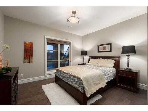 131 Leighton Lane, Rural Rocky View County, AB - Indoor Photo Showing Bedroom