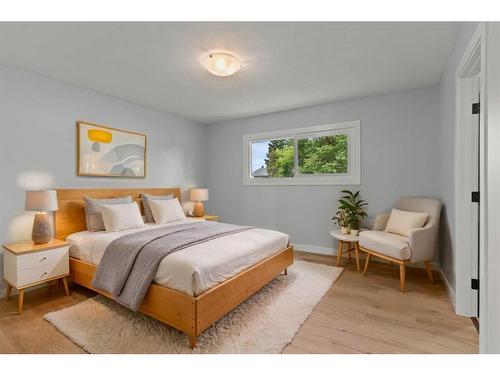 1219 Grey Street, Carstairs, AB - Indoor Photo Showing Bedroom