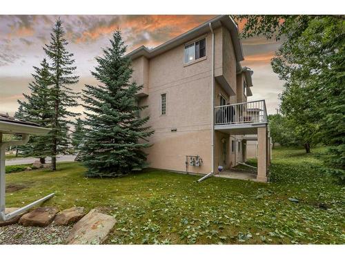 28 Country Hills Gardens Nw, Calgary, AB - Outdoor With Balcony