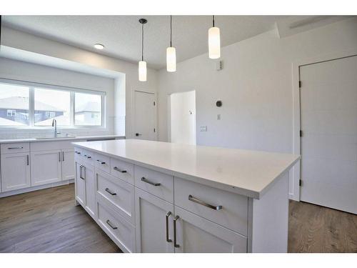 70 Legacy Reach Bay Se, Calgary, AB - Indoor Photo Showing Kitchen