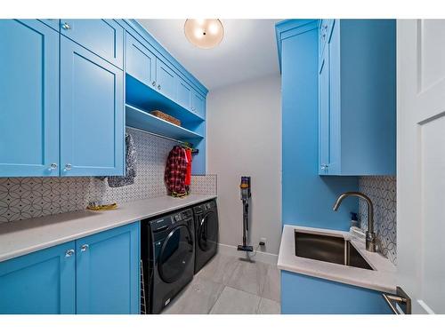 51 Timberline Point Sw, Calgary, AB - Indoor Photo Showing Laundry Room