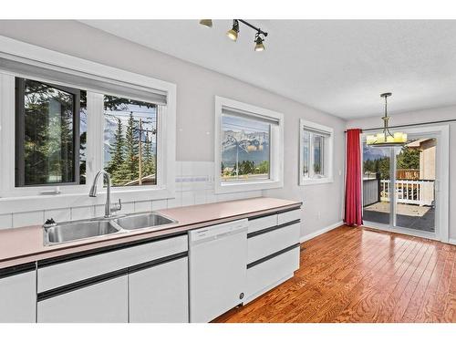 3 Ridge Road, Canmore, AB - Indoor Photo Showing Kitchen With Double Sink