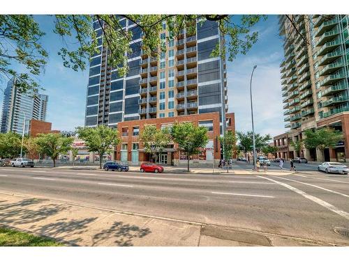 1901-1320 1 Street Se, Calgary, AB - Outdoor With Balcony With Facade