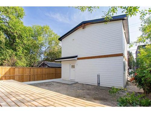 219 7 Avenue Ne, Calgary, AB - Outdoor With Deck Patio Veranda With Exterior