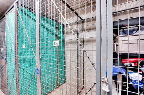 210-1410 1 Street Se, Calgary, AB - Indoor Photo Showing Other Room