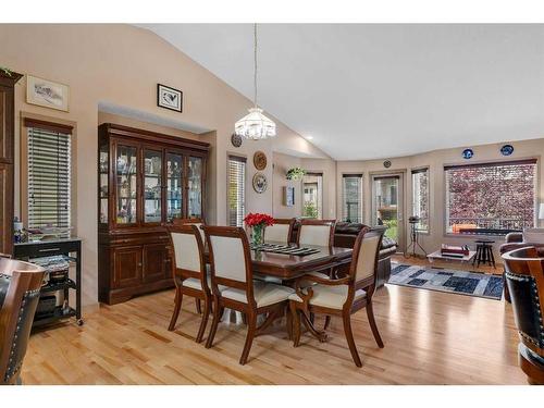 1920 Riverside Boulevard Nw, High River, AB - Indoor Photo Showing Dining Room