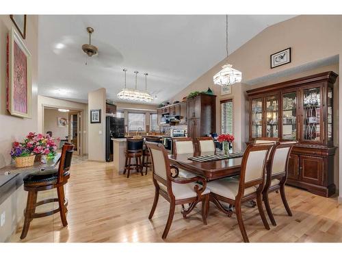 1920 Riverside Boulevard Nw, High River, AB - Indoor Photo Showing Dining Room