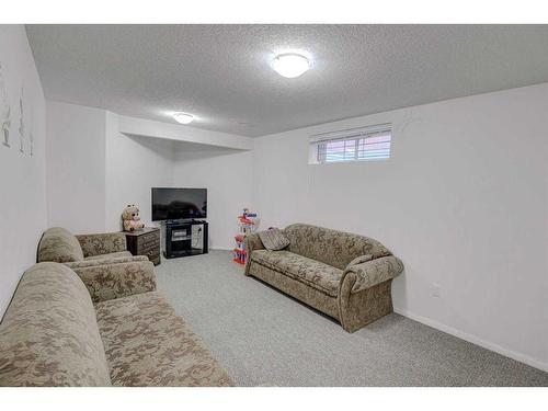 28 Tarawood Grove Ne, Calgary, AB - Indoor