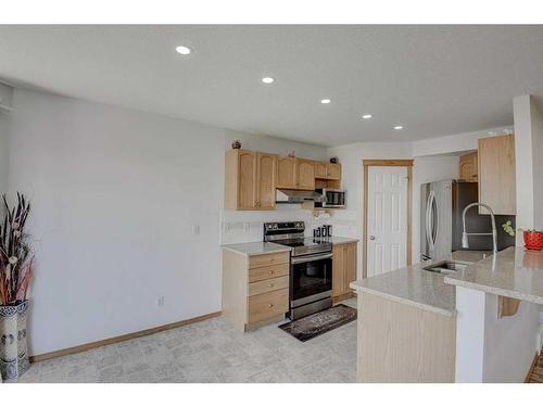 28 Tarawood Grove Ne, Calgary, AB - Indoor Photo Showing Kitchen With Double Sink