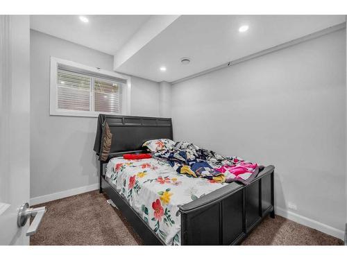 89 Saddlestone Place Ne, Calgary, AB - Indoor Photo Showing Bedroom