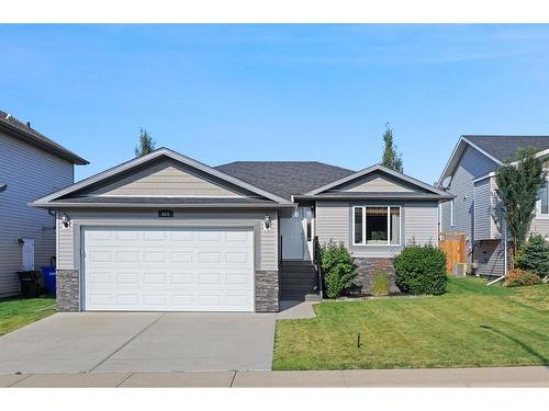 669 West Highland Crescent, Carstairs, AB - Outdoor With Facade