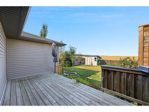 669 West Highland Crescent, Carstairs, AB - Outdoor With Deck Patio Veranda With Exterior