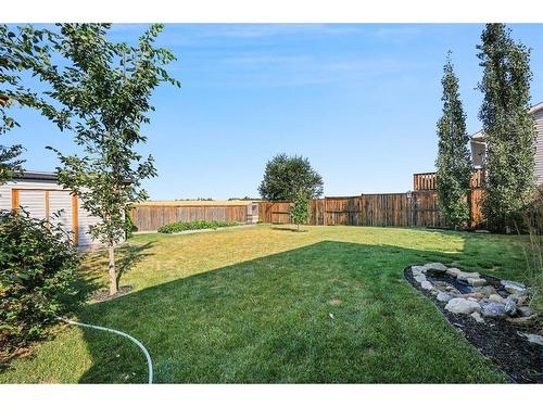 669 West Highland Crescent, Carstairs, AB - Outdoor With Backyard