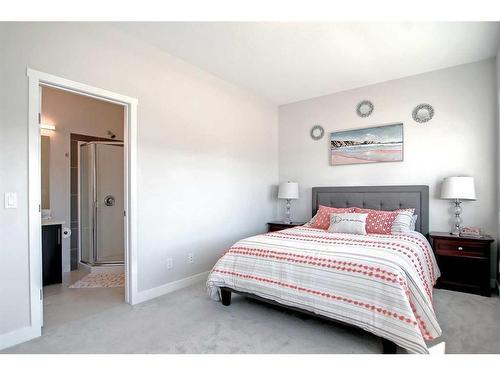 64-351 Monteith Drive Se, High River, AB - Indoor Photo Showing Bedroom