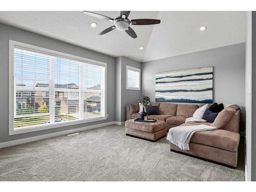 88 Rainbow Falls Blvd, Chestermere, AB - Indoor