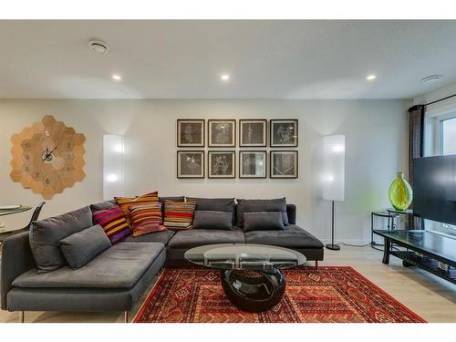 20581 Seton Way Se, Calgary, AB - Indoor Photo Showing Living Room