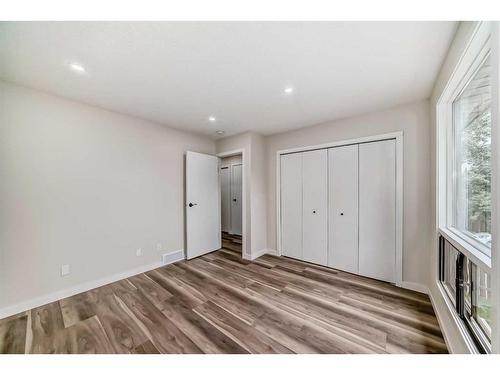 402 Templeview Drive Ne, Calgary, AB - Indoor Photo Showing Other Room