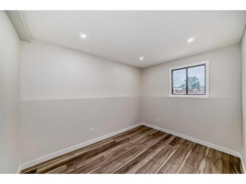 402 Templeview Drive Ne, Calgary, AB - Indoor Photo Showing Other Room