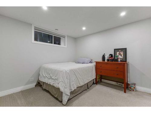 272 West Chestermere Drive, Chestermere, AB - Indoor Photo Showing Bedroom