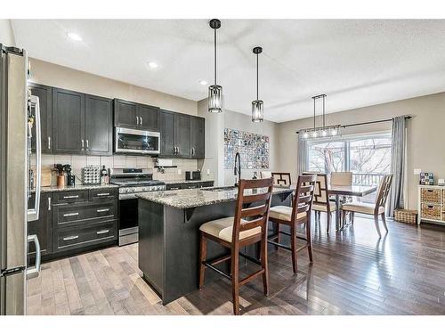 2098 High Country Rise Nw, High River, AB - Indoor Photo Showing Kitchen With Upgraded Kitchen